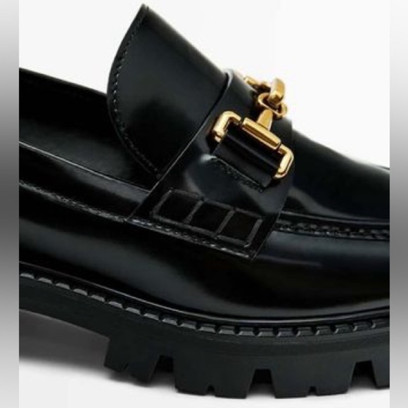 NWOT. Massimo Dutti Black Lug Sole Loafers. Size 6. - Picture 4 of 7